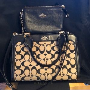 Coach Madison Signature Carryall+Gold chain wallet